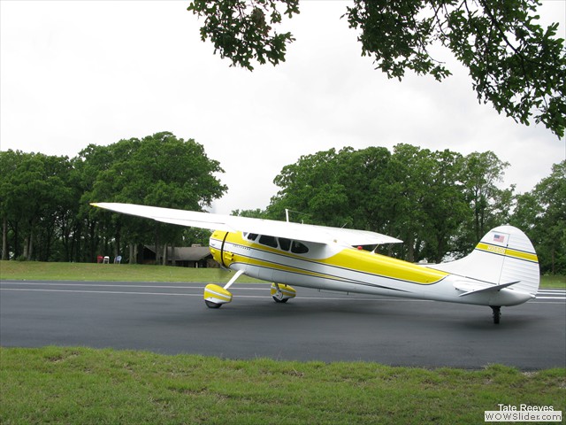 21ClassicAirplane